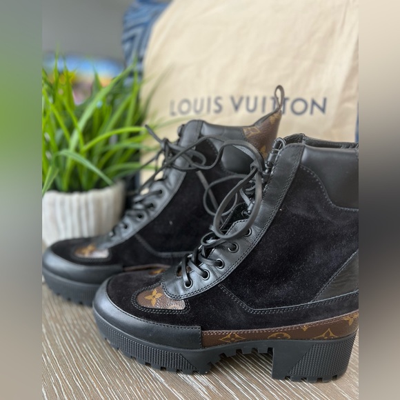 Authentic louis vuitton laureate platform desert bootsin - Picture 3 of 9